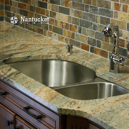 Nantucket Sinks 31.5 Inch 70/30 Double bowl Undermount Stainless Steel Kitchen Sink, 16 Gauge NS3121-16